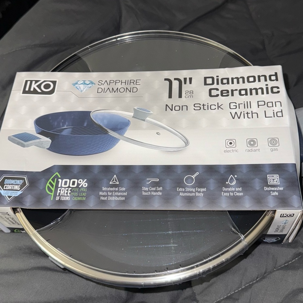 Sapphire Diamond Non-Stick Grill Pan with Lid - Blue